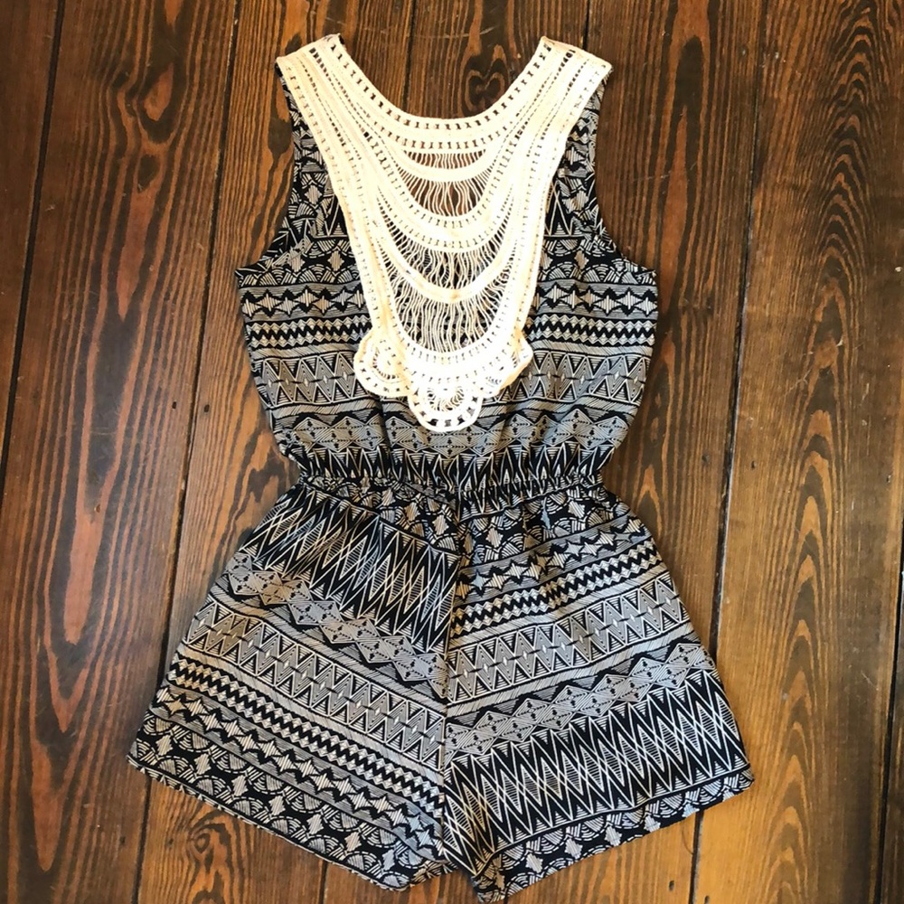 SOLD Blue Rain (Francesca’s) Romper, Size M - Picture 4 of 7